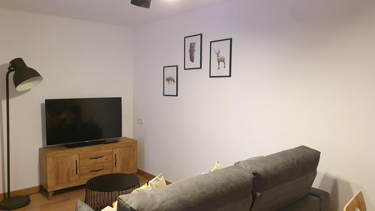 Xia Apartaments Con Acceso A Piscina Rialp Εξωτερικό φωτογραφία